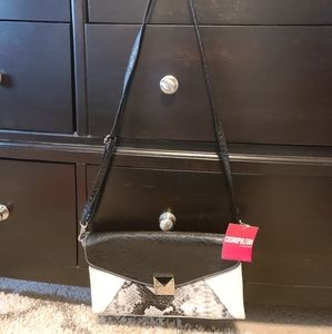 Cosmopolitan Snakeskin Diva Clutch